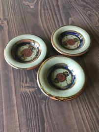 Vintage Tonala    3 small bowls 