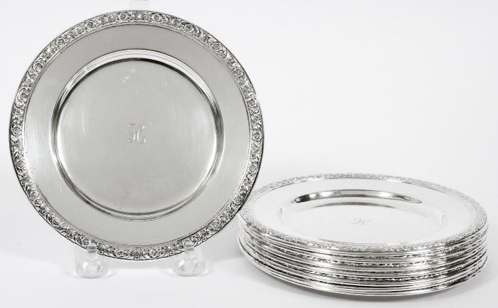 INTERNATIONAL 'PRELUDE' STERLING SILVER BREAD PLATES, SET OF 8, DIA 6"
Lot # 1053 