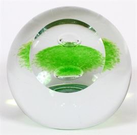 CAITHNESS CRYSTAL PAPERWEIGHT, 1975, H 3 1/2"
Lot # 1328 