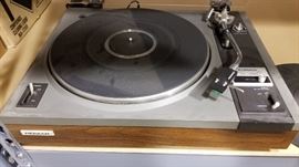 Pioneer Turntable