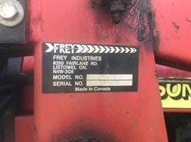 Lot 95C: Tractor, Frey Industries ML200 (Photo 3 of 4)