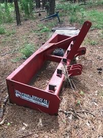 Lot 95G: Red Tractor Grader (Photo 1 of 2)