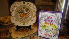 Kitchen ware, cookbooks 