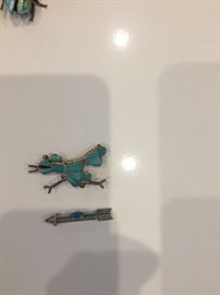 Turquoise Western-style brooches