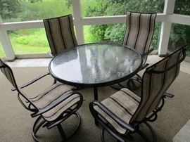Homecrest 5 piece patio set