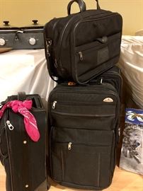 Samsonite Travelbags & Luggage