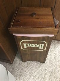 Wooden trash bin