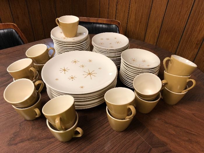 Star-Glow Royal Ironstone Astrobrite 60s dinnerware, 70 pieces
