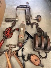 Old tools and wood planes 