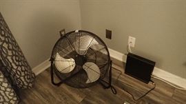 Fan that works great! Too big for the RV.