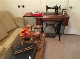 Singer treadle sewing machine; 2 tables