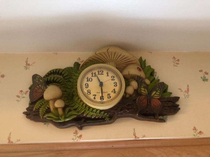 Vintage Mushroom clock