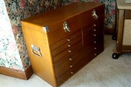 Jewelry chest full of jewelry