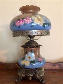 One of the nice vintage lamps!