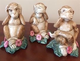 Hear No Evil, See No Evil, and Speak No Evil monkey condiment set..... yes, they come apart and have serving spoons in the back!
