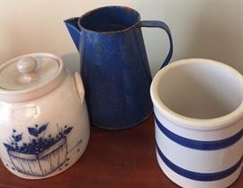 Great old spatterware coffee pot and pottery!