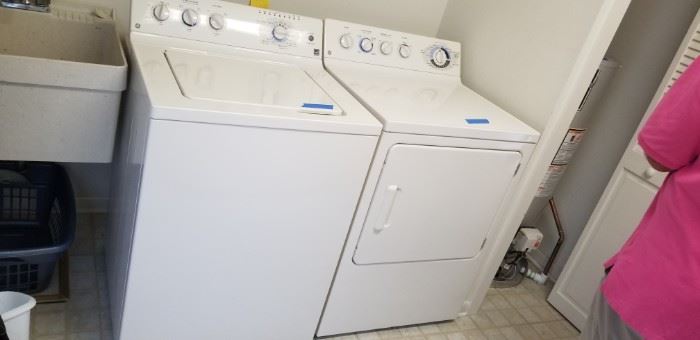 GE washer and electric dryer