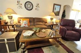 Electric reclining Power Sofa for sale. Lazyboy swivel rocking recliner chair.