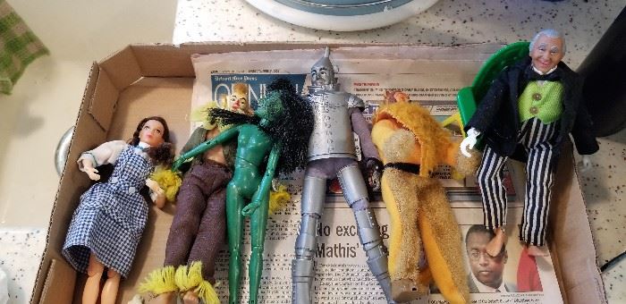 7. Vintage Wizard of Oz Toys