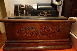 Edison Standard Phonograph model D