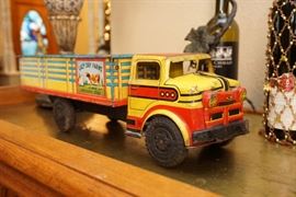 Lazy Day Farms tin truck by Marx