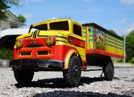 Lazy Day Farms tin truck by Marx
