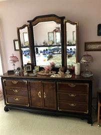 Broyhill Premier Vanity/Dresser
