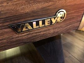 Valley Cougar Pool Table