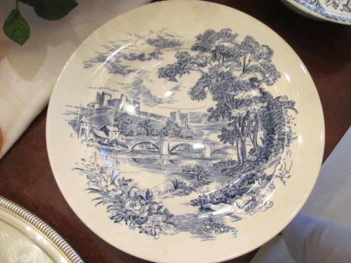 Wedgwood" Countryside" plates