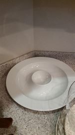 Chip & dip, modern style, well weighted. 