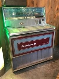 Wurlitzer Americana Juke Box $ 495 , need some elec work