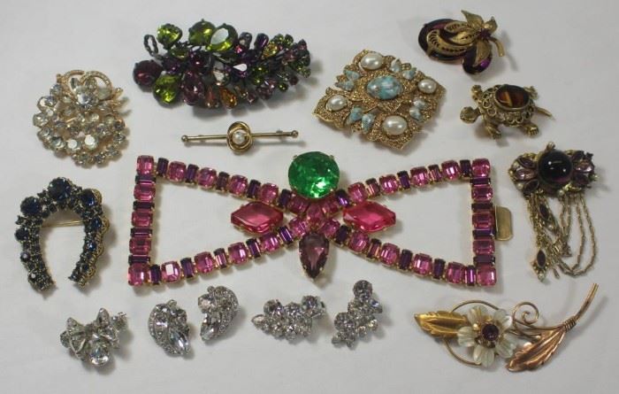 JEWELRY Assorted Costume Jewelry Inc Eisenberg
