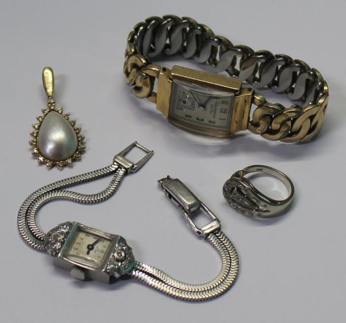 JEWELRY Assorted Gold and Diamond Jewelry Group
