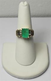JEWELRY kt Gold cttw Emerald and Diamond