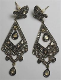 JEWELRY Pair of Polki Diamond Chandelier Earrings