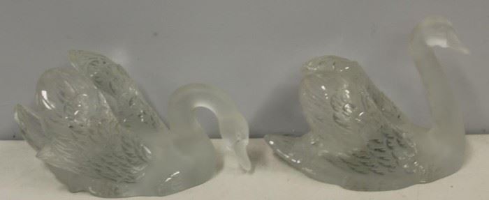 LALIQUE France Signed Pair of Swans