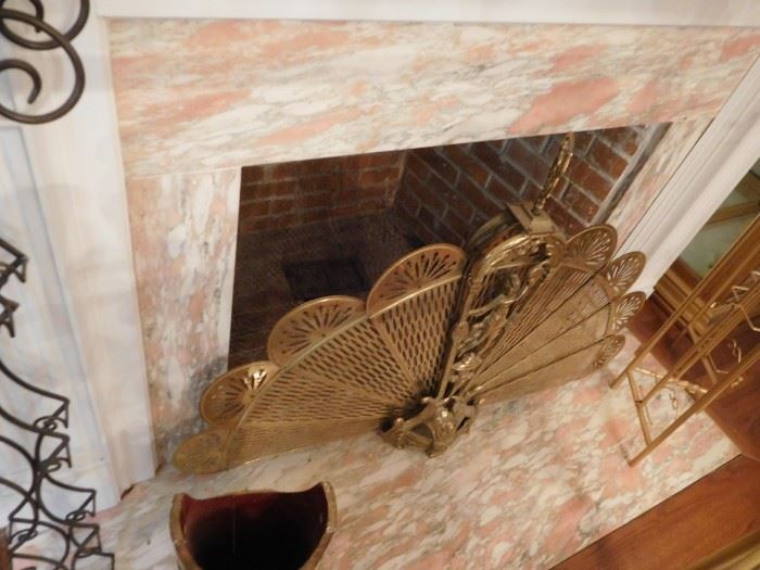 fan  shaped  fireplace  screen