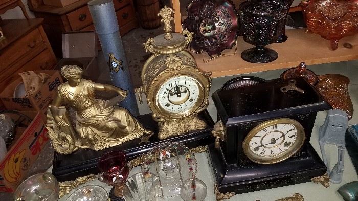 Vintage New Haven Clock Co. clock