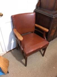 MID CENTURY LEATHER OFFICE CHAIR