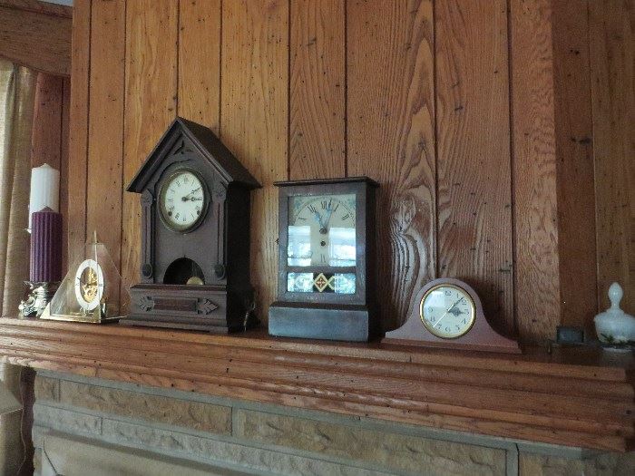 Nice antique & vintage clocks