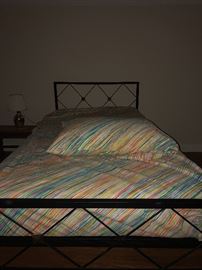 Mcm twin bed