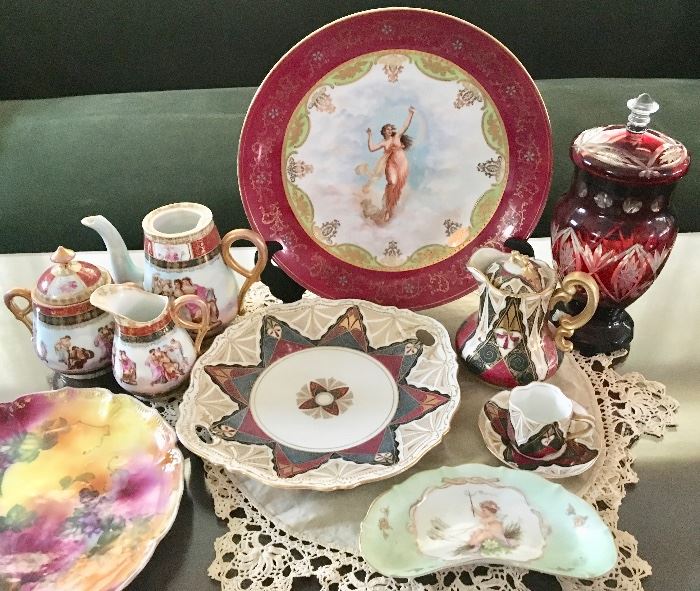 Austrian Porcelain evokes the Romance of the Belle-Epoch 