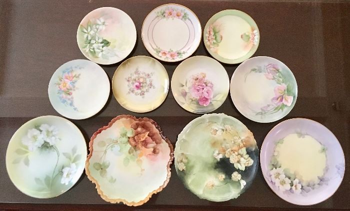 Hand Painted Porcelain Plates...Great for giving cookies or displaying on the wall