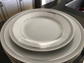 Mikasa Platinum Crown dinner and salad plates