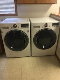 LG Washing Machine and LG Gas Dryer 