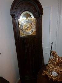 Colonial Clock