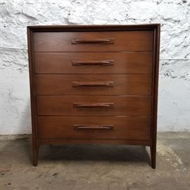 Broyhill Chest of Drawers
