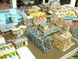 Opps...more Train Buildings, Acessories, Engines and Cars...Different sizes and companies.