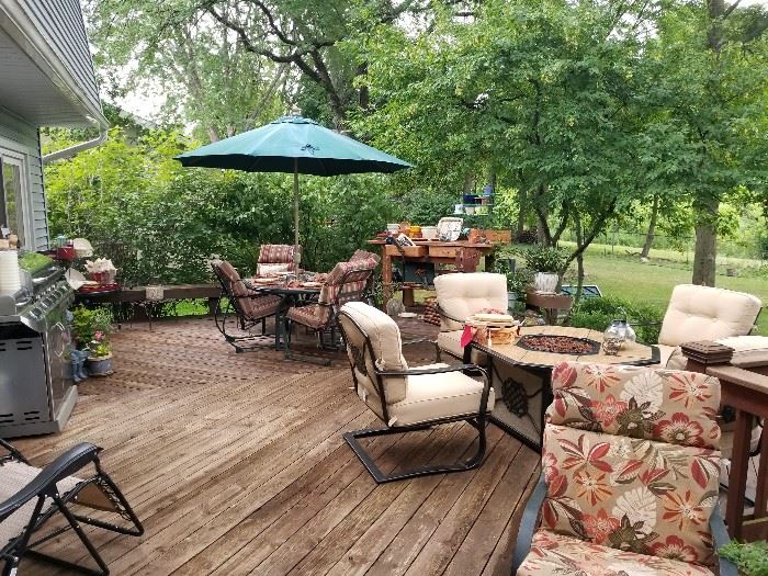 Beautiful Overview of patio items