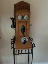 Antique telephone 